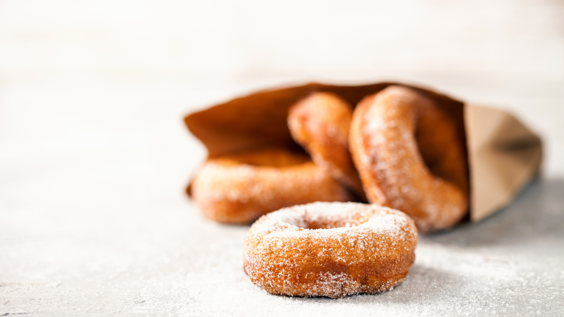 Donuts caseros, glaseados y esponjosos