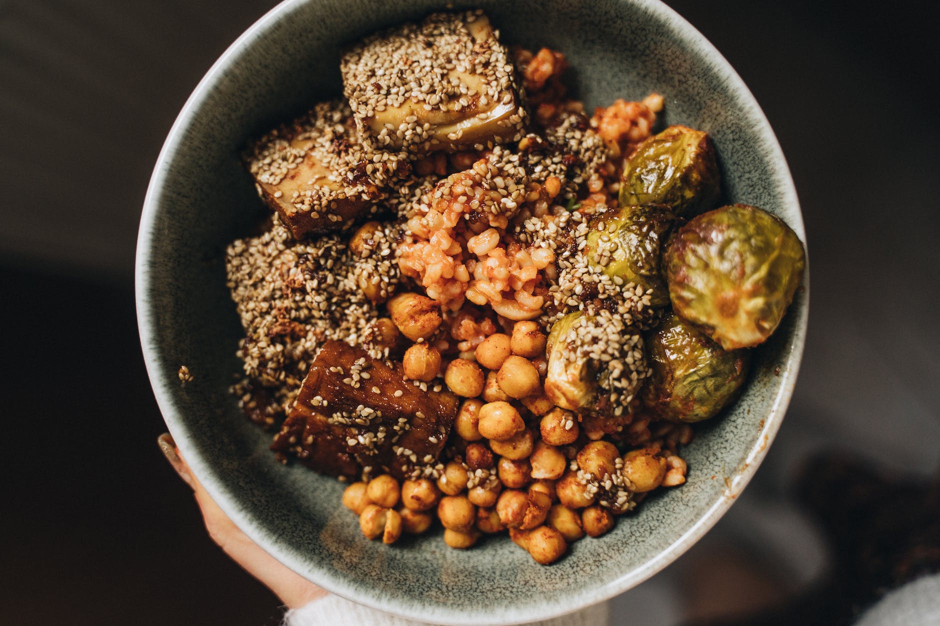 cooked food in gray ceramic bowl